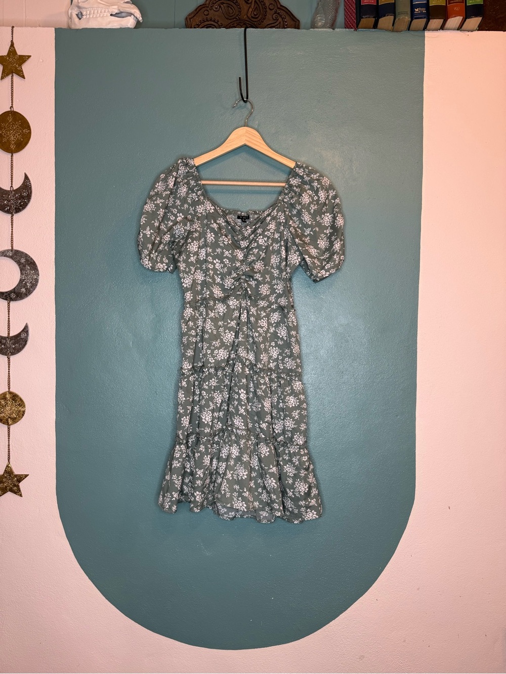 LOF Sage Green New Glory Floral Puff-Sleeve Midi Dress size M